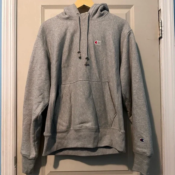 ⭐️Champion Reverse Weave Hoodie C Logo⭐️ - Picture 1 of 3